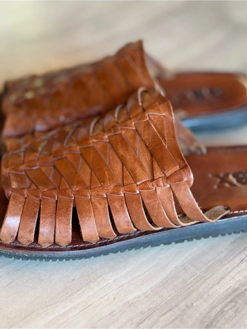 GBX Men’s Woven Leather Slide Sandals